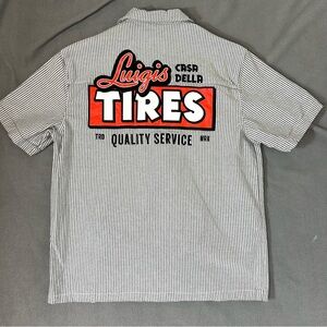 Disney Cars Luigi’s Tires Mechanic Button Up Shirt Mens Medium